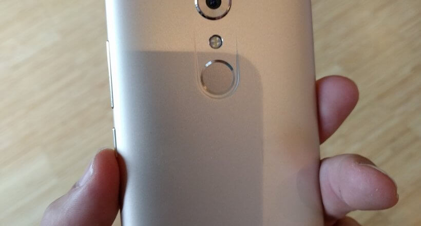 ZTE Axon 7 Rear