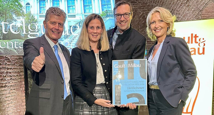 Auszeichnung Longevity und Wellnesshotel des Jahres @ Höflehner vlnr: Karl Hohenlohe, Kartin Höflehner, Gerhard Höflehner, Martina Hohenlohe