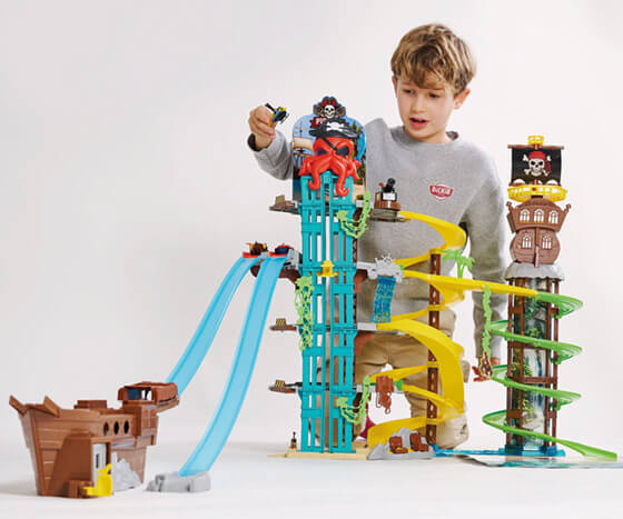 Pirates of the Sea Playset 